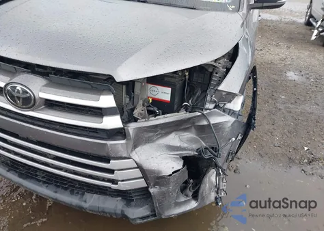 2018 Toyota Highlander Xle z USA, uszkodzony, nr VIN 5TDJZRFH0JS852388